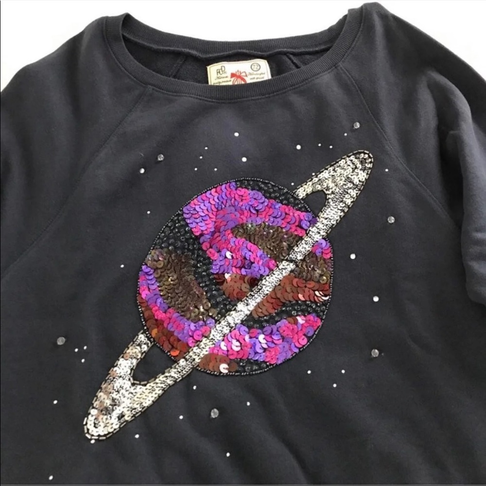 French Connection Saturn 🪐 Sweater ✨